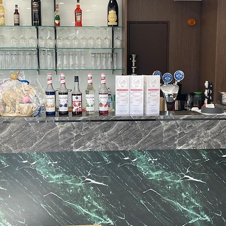 Hotel Wasserpalast - Breakfast For Free!!! Graz Exterior photo